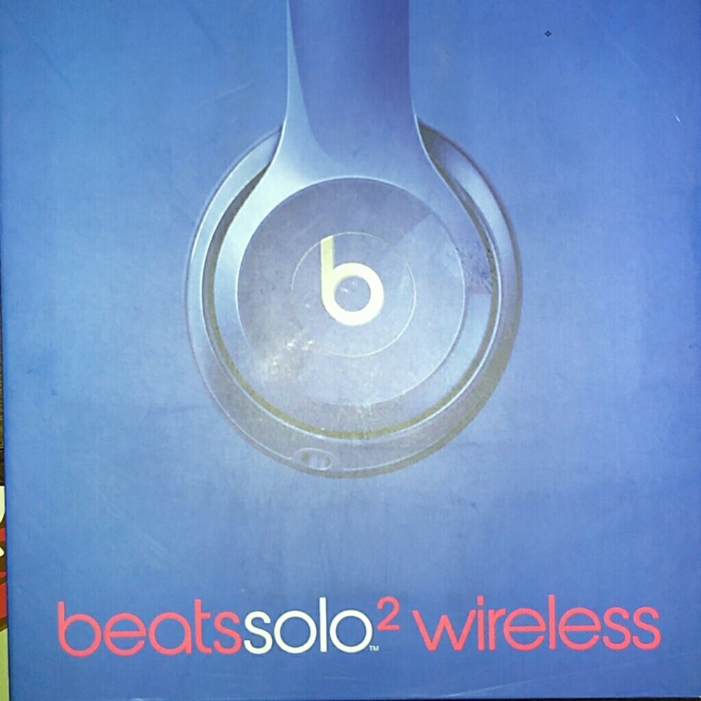 Beats solo2 box